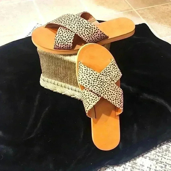 Universal Thread Shoes - Universal Thread Sandals